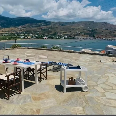 Great Maisonette in Andros Ferienhaus *